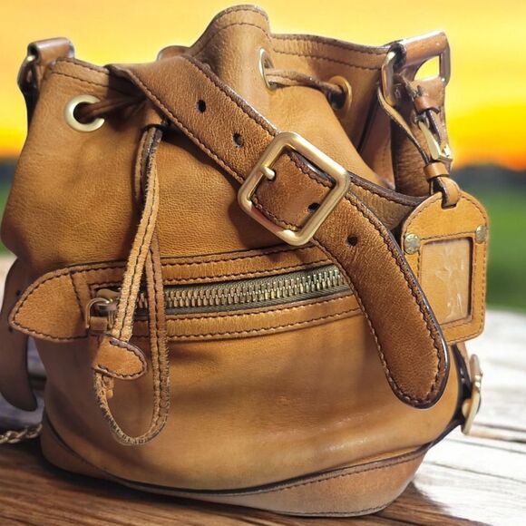 PRADA Vintage All Leather Bucket Shoulder Bag comes with COA , Dust Bag RARE Bag - Picture 6 of 16